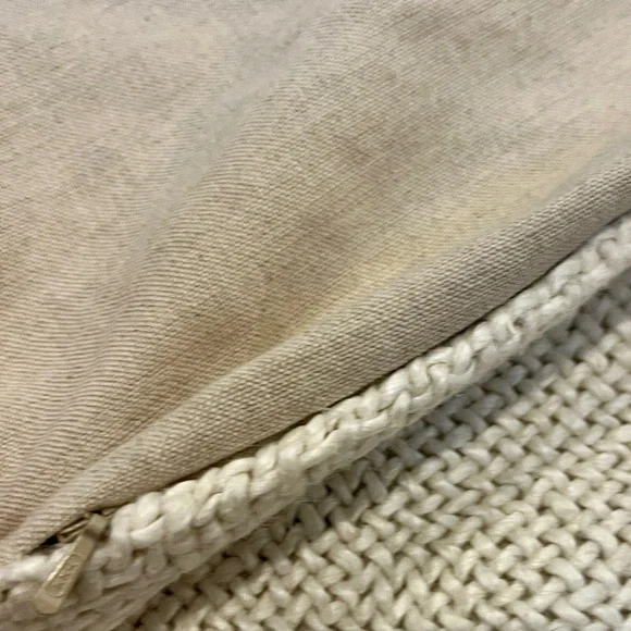 Pottery Barn Faye Textured Linen Cotton 20”x20” Accent Pillow Cover Ivory Beige - Picture 6 of 8